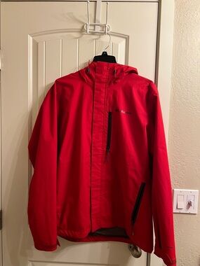 Columbia Men's Bright Red Hooded Raincoat